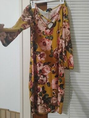 B Famous USA Dresses